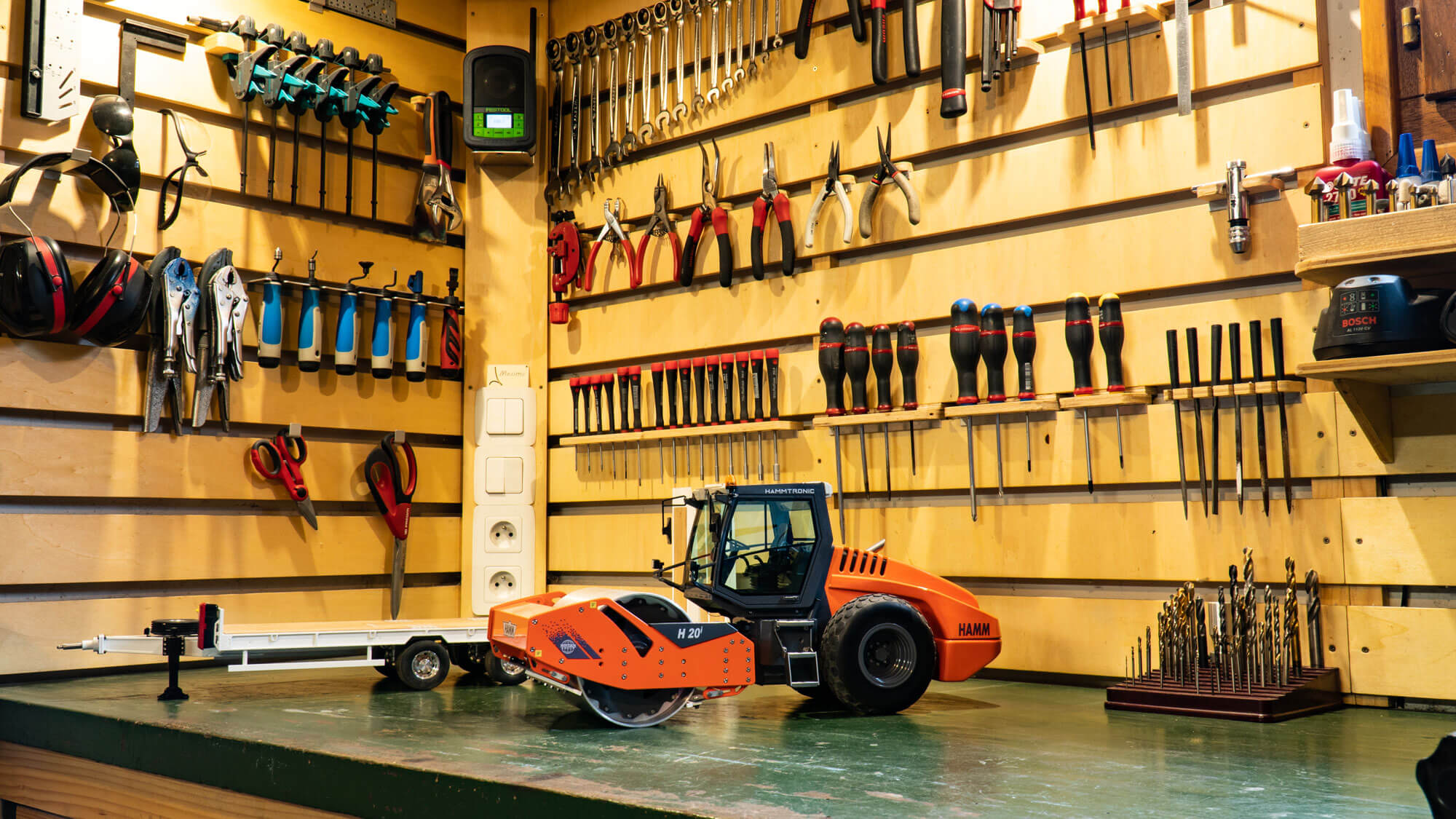 mpe-models-atelier-outils-rouleau-hamm